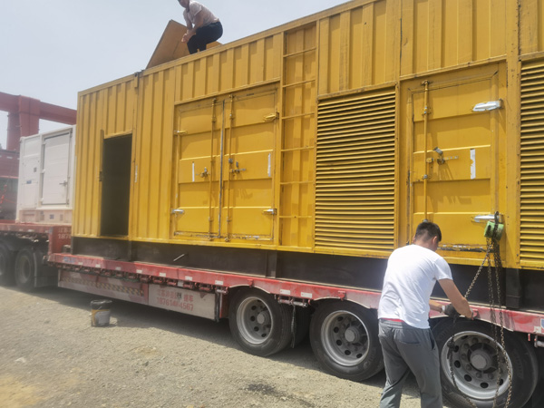 鹿城发电机出租100KW发电机需要什么规格的电缆线?